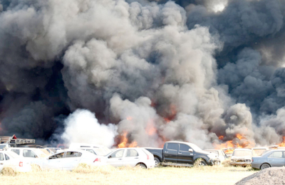 Una irresponsabilidad habría originado el voraz incendio que destruyó más de cien vehículos
