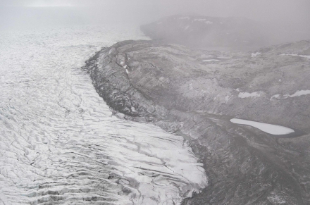 grienlandia rain glacier.jpg