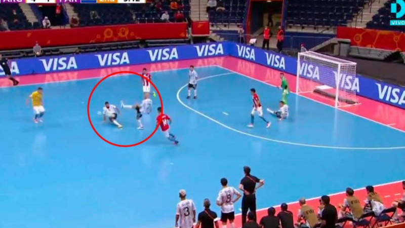 Increíble gol "a lo Super Campeones" de la Selección Argentina de Futsal
