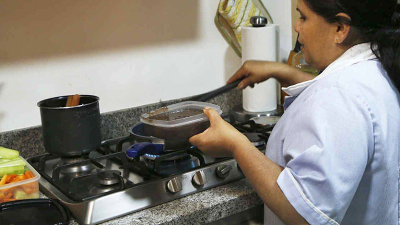 Lanzaron plan para incentivar el registro de empleadas de casas particulares