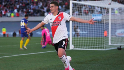 River: fiesta con su gente, líder y chau invicto de Boca
