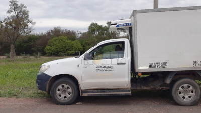 Balearon la camioneta de un repartidor de pollos y se llevaron más de 150 mil pesos