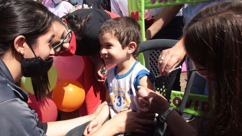 Comienza la vacunación de niños y niñas sin factores de riesgo
