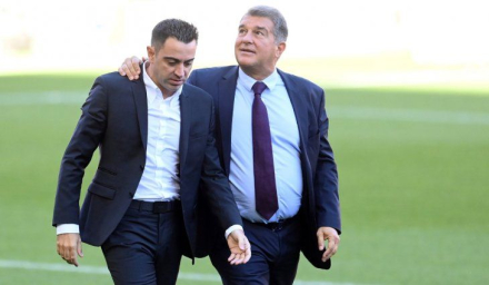 xavi-hernandez-barcelona (1).jpg