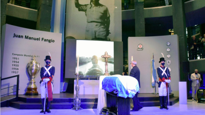 Trasladaron los restos de Fangio a su Museo de Balcarce