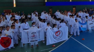 Gran despliegue en la 1ª edición del Torneo Isla del Cerrito de Karate