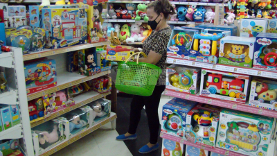 Fiestas de fin de año: el regalo para los más chicos arranca en los $1.500