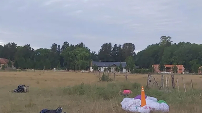 Choque de parapentes en La Plata: un hombre de 50 años murió y otro está grave