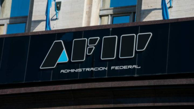 Empleados pagarán Impuesto a las Ganancias desde salarios de $226.000 en 2022