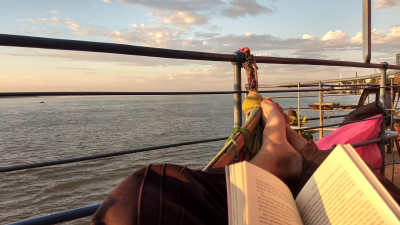 Escritoras, escritores y referentes culturales recomiendan lecturas para el verano 2022