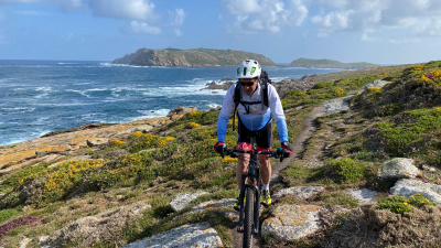 Ciclista español recorrerá 4.000 kilómetros para instaurar el primer Camino de Compostela en América