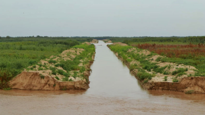 Puerto Lavalle: realizan obras para encauzar el río Bermejo y mitigar daños