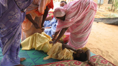 OMS: casos y costos de la mutilación genital femenina se duplicarán en 25 años 