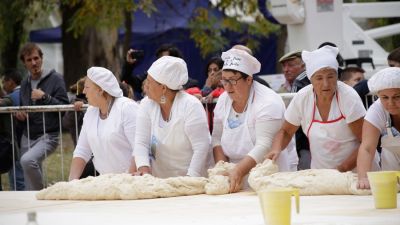 La Fiesta de la Torta Frita : atractivo para turistas y vecinos y un homenaje a Malvinas