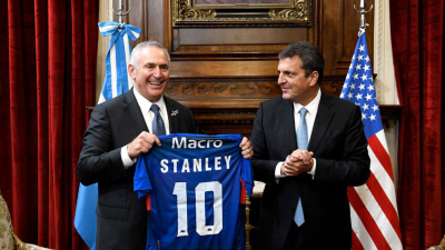 Massa recibió en el Congreso al embajador de Estados Unidos