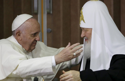 Vaticano: el Papa y el patriarca ruso podrían reunirse en Jerusalén