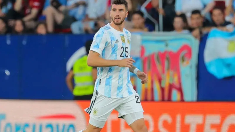 Marcos Senesi podría continuar su carrera en Italia