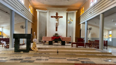 Conmociona masacre de medio centenar de católicos en una iglesia de Nigeria