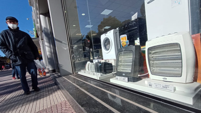Estar calentitos en casa a pesar del frío chaqueño es todavía accesible