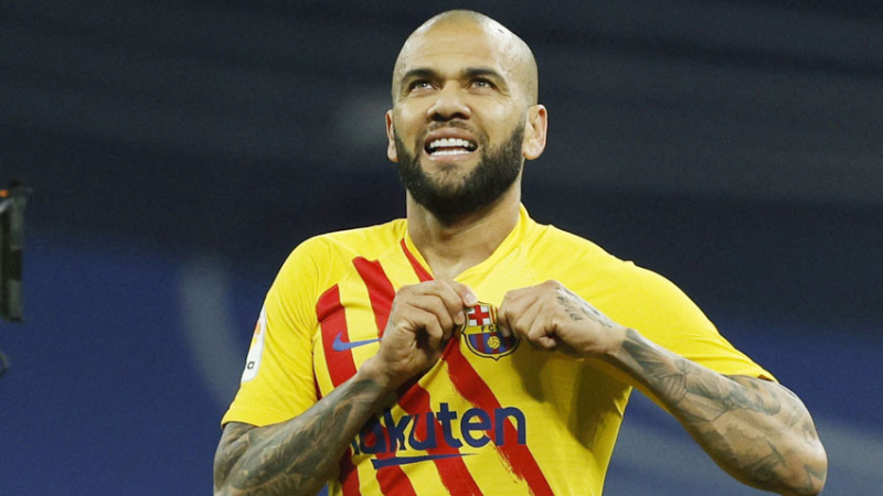 Dani Alves se despidió de Barcelona