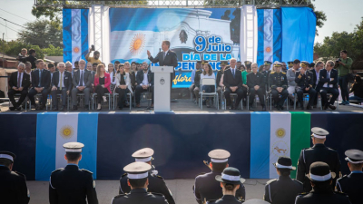 Capitanich llamó a "construir consensos para una Argentina en unidad nacional"