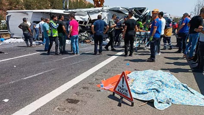Un camión sin frenos embistió a una multitud en Turquía: al menos 16 muertos