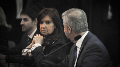 Cristina Kirchner prepara un descargo a través de sus redes sociales tras recibir el pedido de condena de 12 años