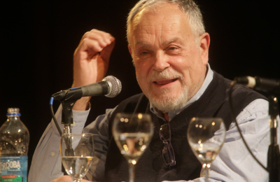 Mempo Giardinelli: "Defender el libro en papel es abogar por la formación de lectores y lectoras"