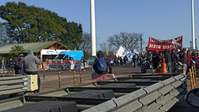 Por una protesta nacional hay demoras en el puente Chaco- Corrientes