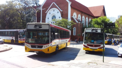 Usuarios ya padecen el paro de transporte urbano de pasajeros