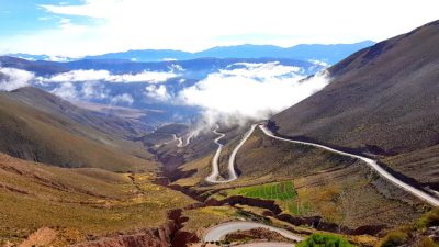 Argentina propone turismo aventura, a través del camino de la Quebrada de Humahuaca a Salinas Grandes