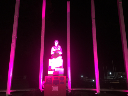MONUMENTO A LA MADRE.jpg