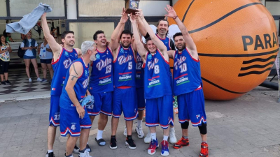 El maxibásquet de Villa San Martín se consagró campeón en un torneo internacional