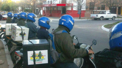Denuncian excesiva precarización en el sector de deliverys