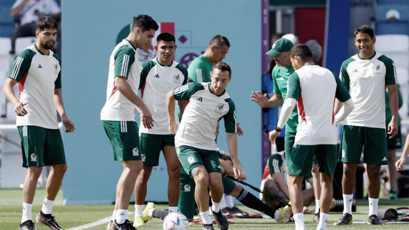 México juega su última carta ante la sorprendente Arabia, que también sueña