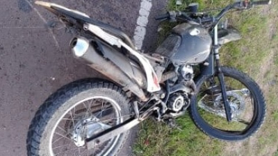 La Escondida: motociclista muere al chocar con un camión