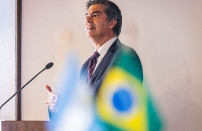 Capitanich viaja a Brasil en busca de más inversiones para el sector avícola
