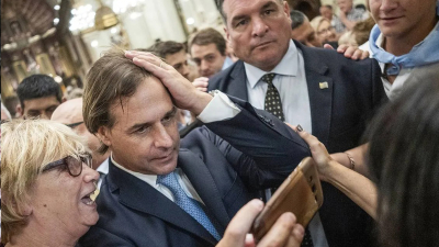 Uruguay: condenaron a 4 años y medio de prisión a exjefe de seguridad del presidente Lacalle Pou
