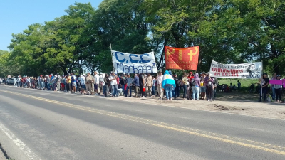 Protesta en rutas por la baja de más de 1.100 planes Potenciar Trabajo  