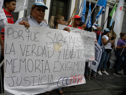 acto por dia de la memoria 4.JPG