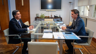 Capitanich y Katopodis analizaron avance de obras clave y proyectos