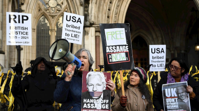 Rusia: diputado federal sugiere intercambiar al detenido reportero del Wall Street Journal por Assange