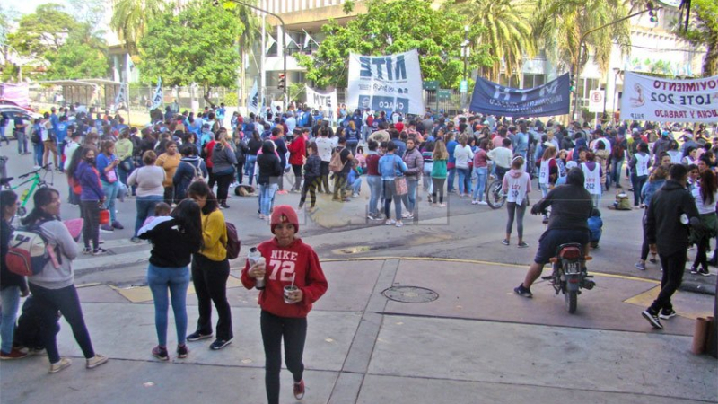 Con un fuerte cuestionamiento por el crecimiento de los piquetes, jueza convoca a un "pacto social"