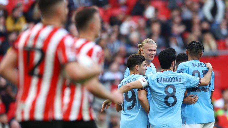 El City goleó con 90" de Julián Álvarez y jugará la final de la FA Cup