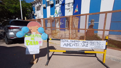 Quite de colaboración de los trabajadores legislativos en reclamo de mejoras salariales