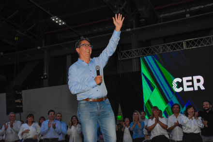 GUSTAVO PRES PRE CANDIDATOS CER 3.jpg