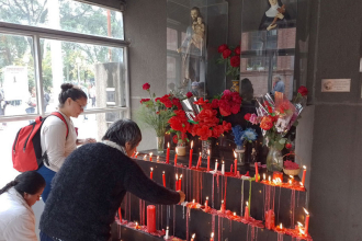 Más del 95% de los argentinos realizó al menos una práctica religiosa durante el año