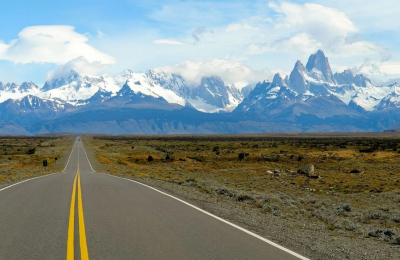 La Ruta 23 y su recorrido mágico que une el mar con la cordillera en la provincia de Rio Negro