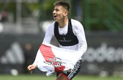 Demichelis convocó al chaqueño Echeverri para el choque de River con Vélez