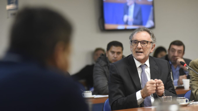 Nueva ronda de expositores sobre la problemática en relación a la comercialización con tarjetas de crédito